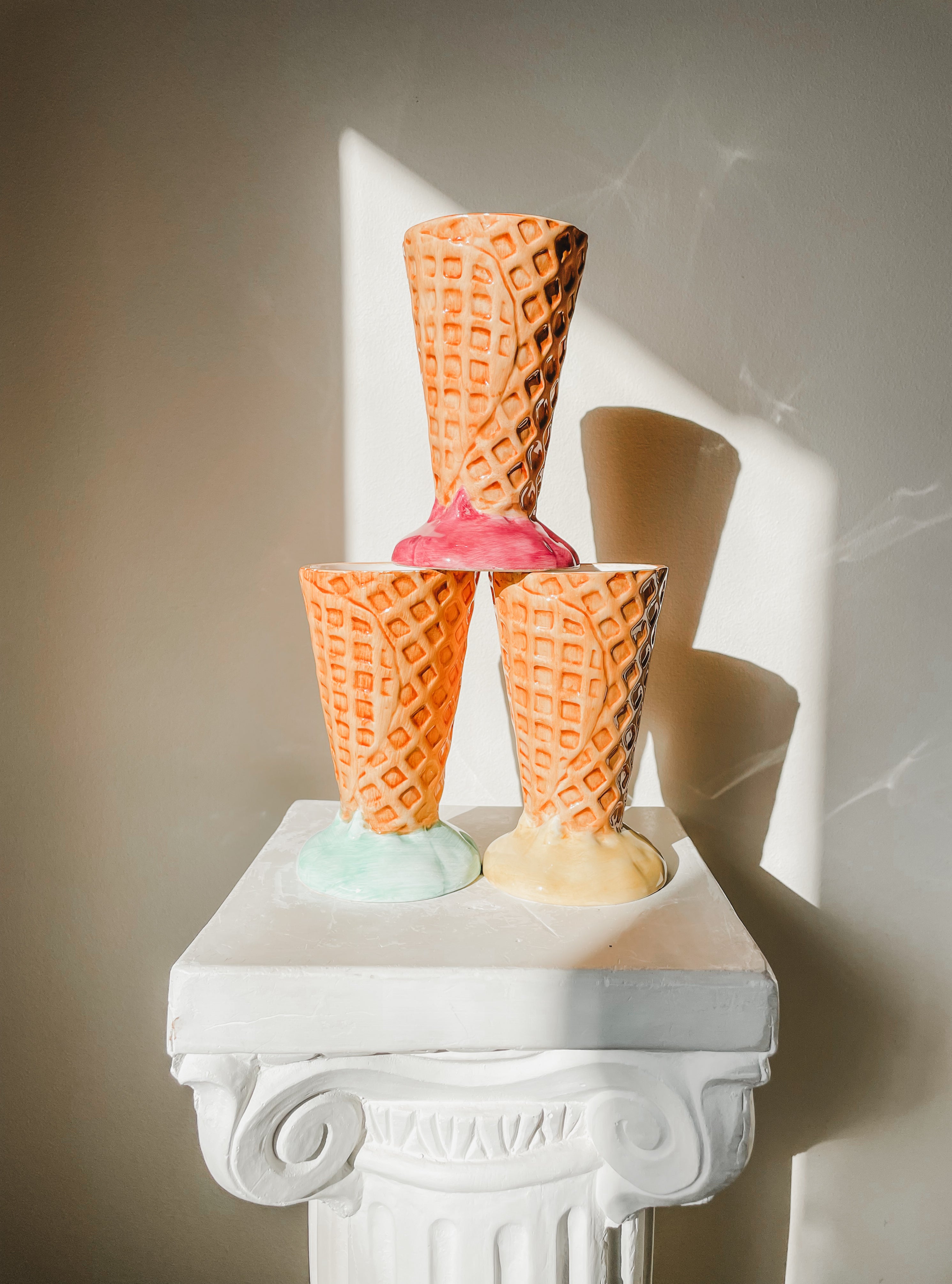 CERAMIC ICE CREAM CONE BOWLS