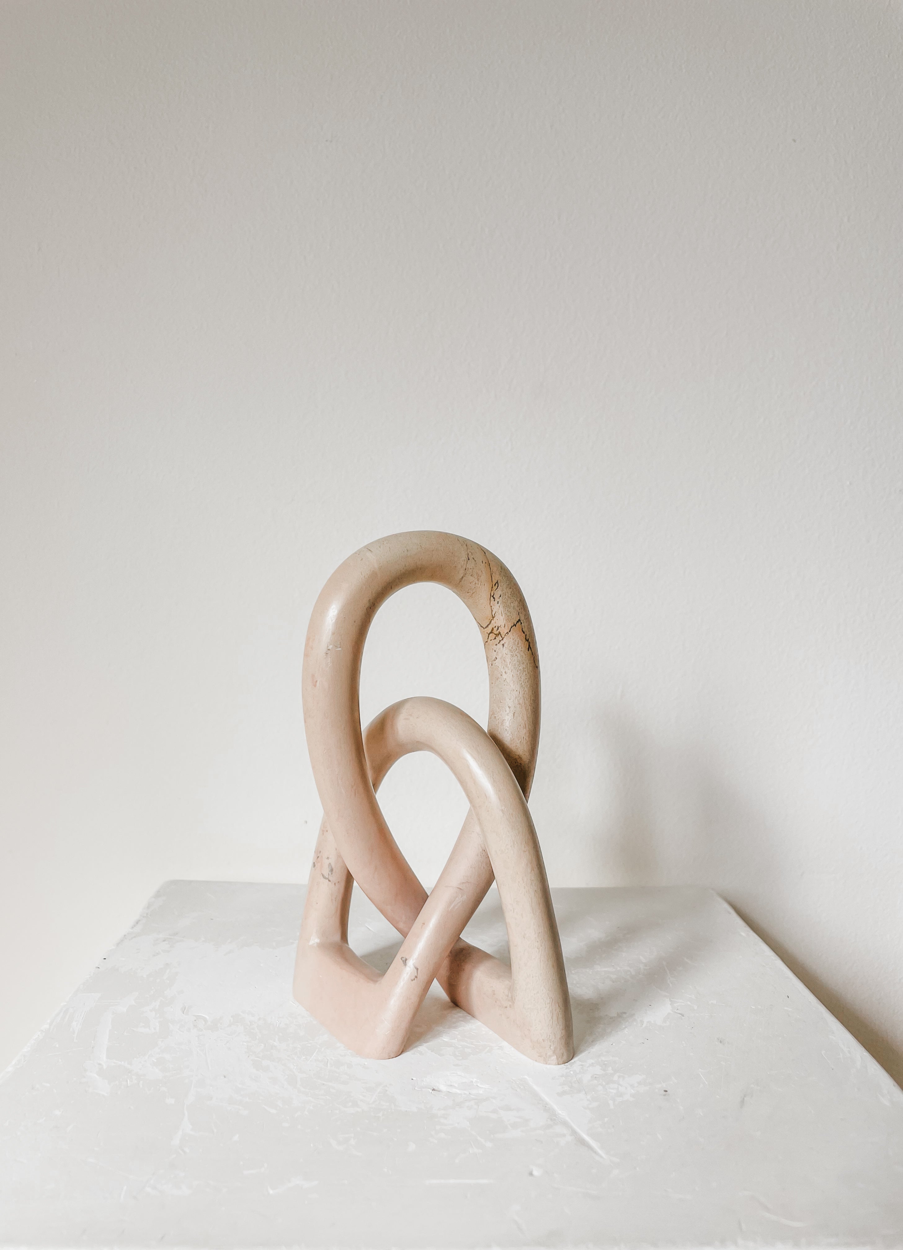 SOAPSTONE ‘LOVEKNOT’