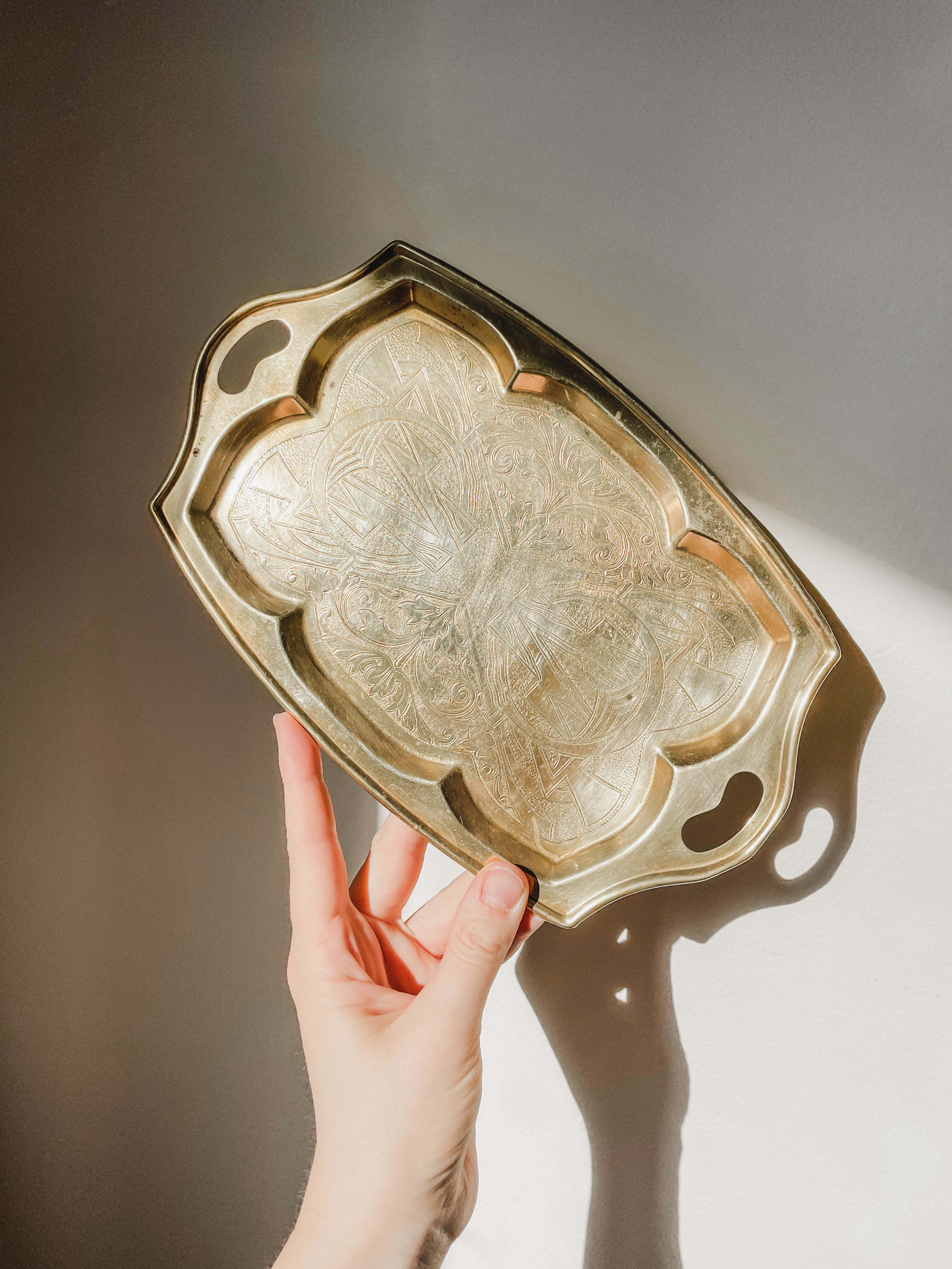 VINTAGE BRASS TRAY