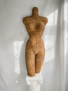 VINTAGE WICKER FEMALE MANNEQUIN