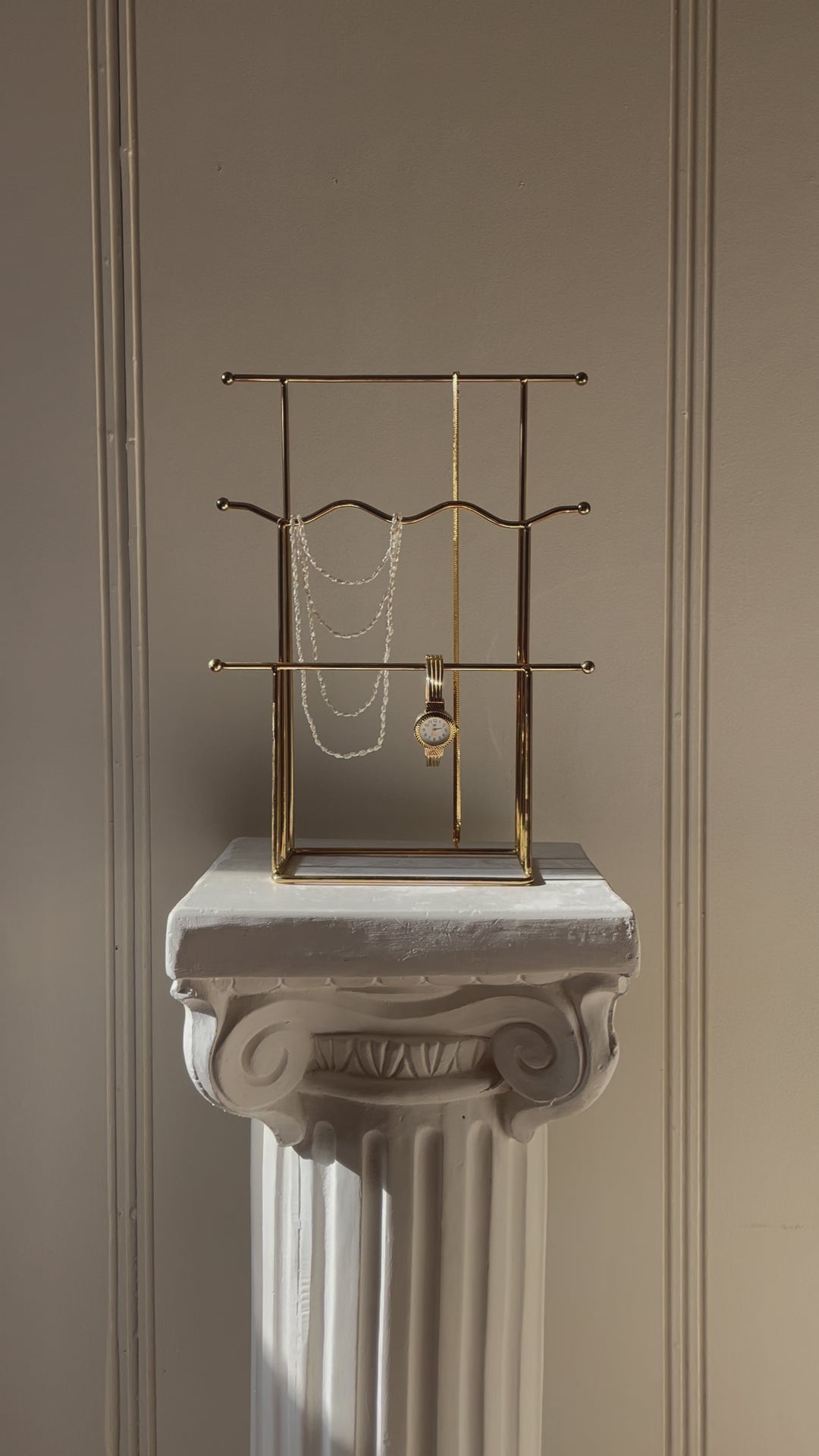 VINTAGE BRASS JEWELRY STAND