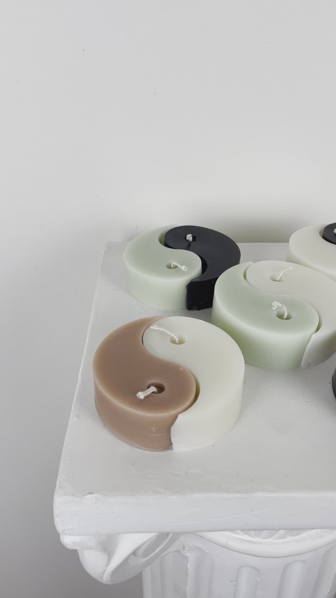 YIN YANG CANDLES