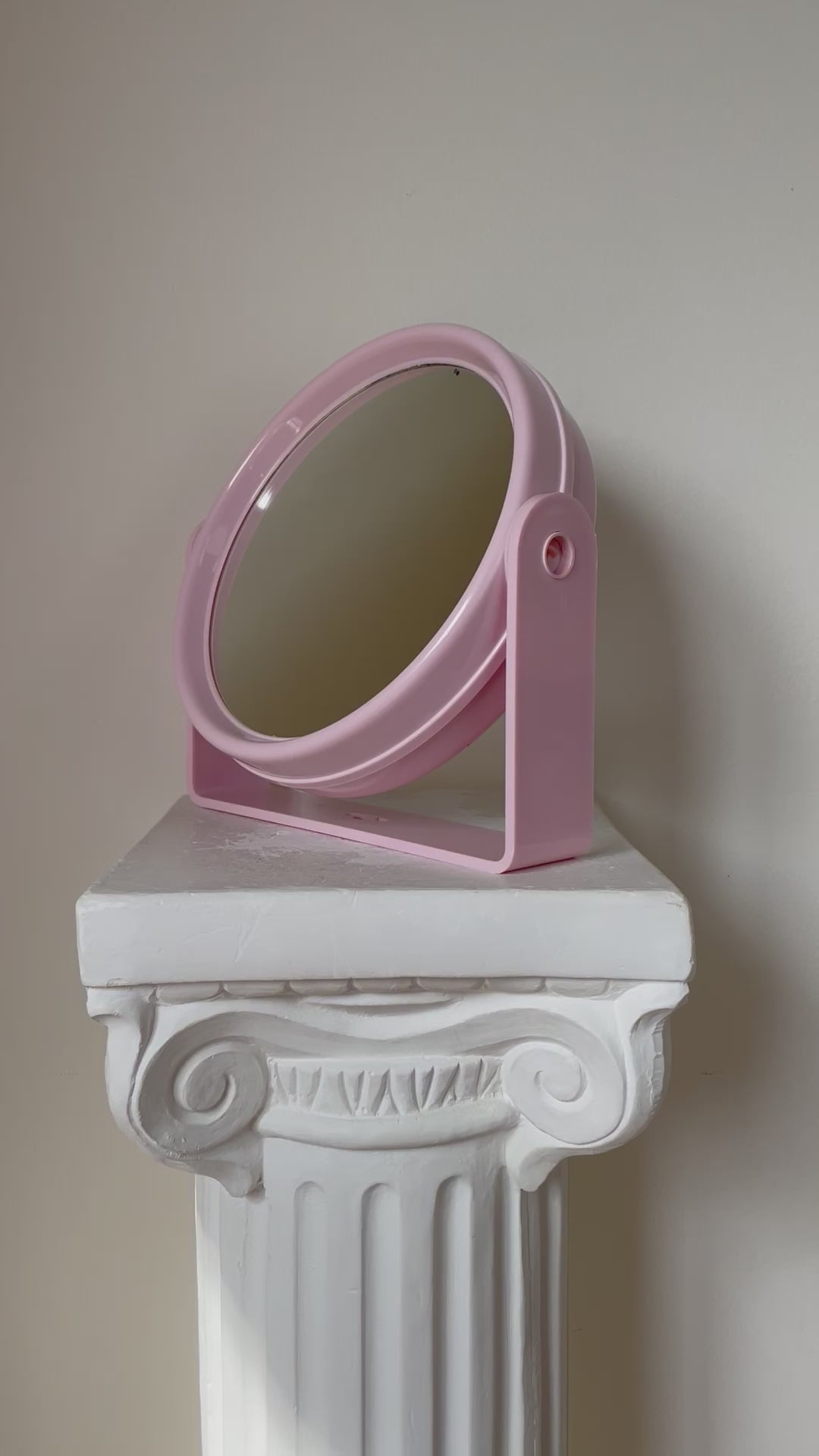 VINTAGE PINK MAKEUP MIRROR